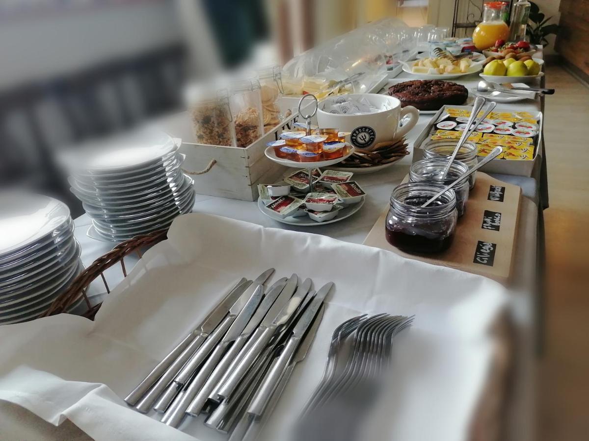 Hotel Luisa Brenzone sul Garda Zewnętrze zdjęcie