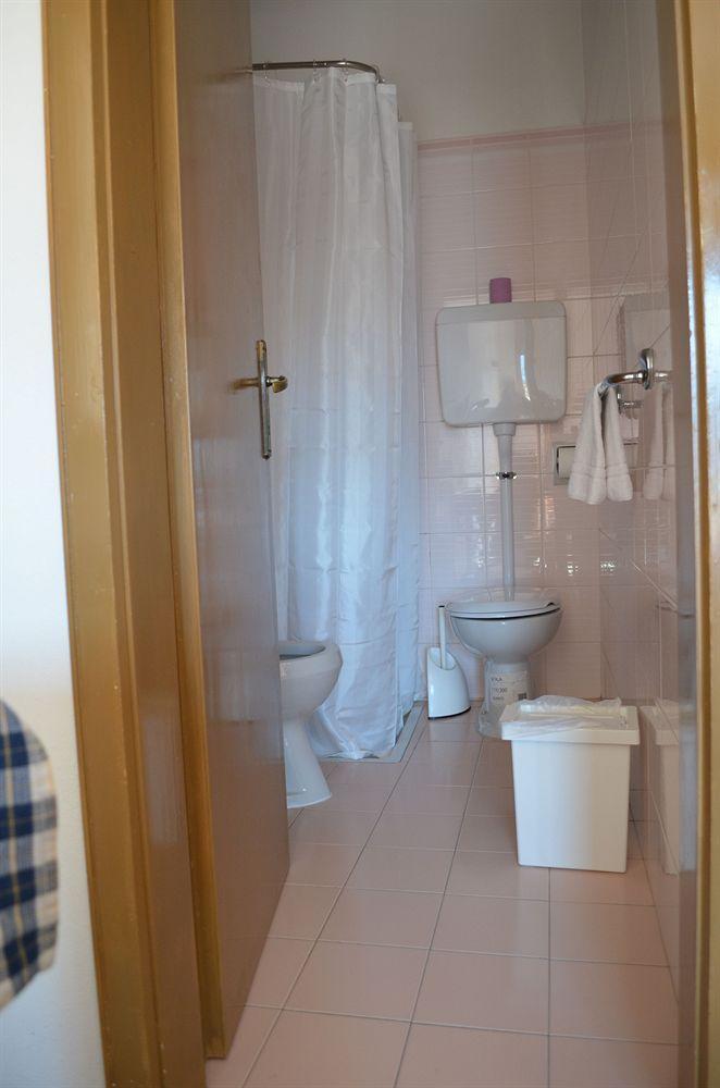 Hotel Luisa Brenzone sul Garda Zewnętrze zdjęcie